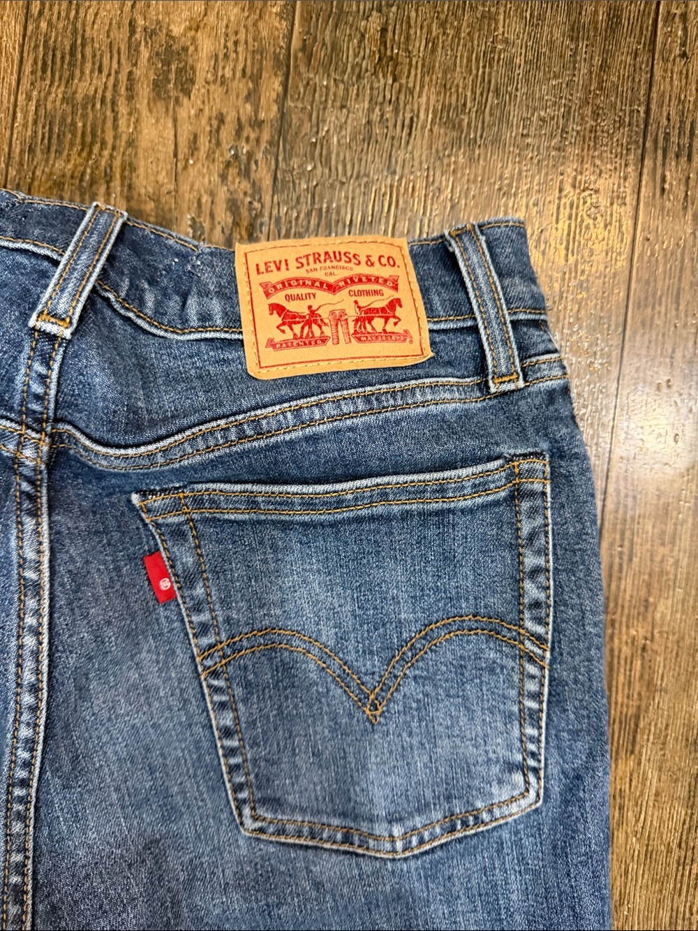 Signature by Levi Strauss High-Rise Button-Fly Blue Jeans - Picture 5 of 7